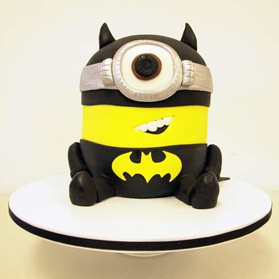 Batman Minion Grooms Cake