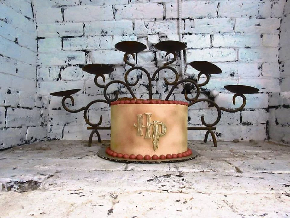 Harry Potter Themed Cake