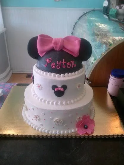 Minnie Mouse Cake
