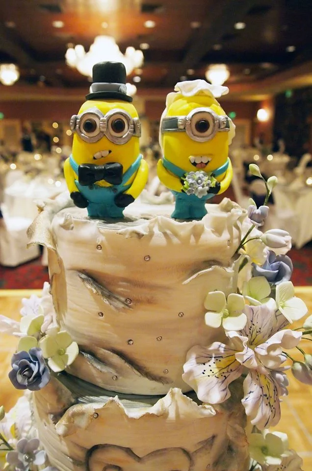 Minion Birch Cake