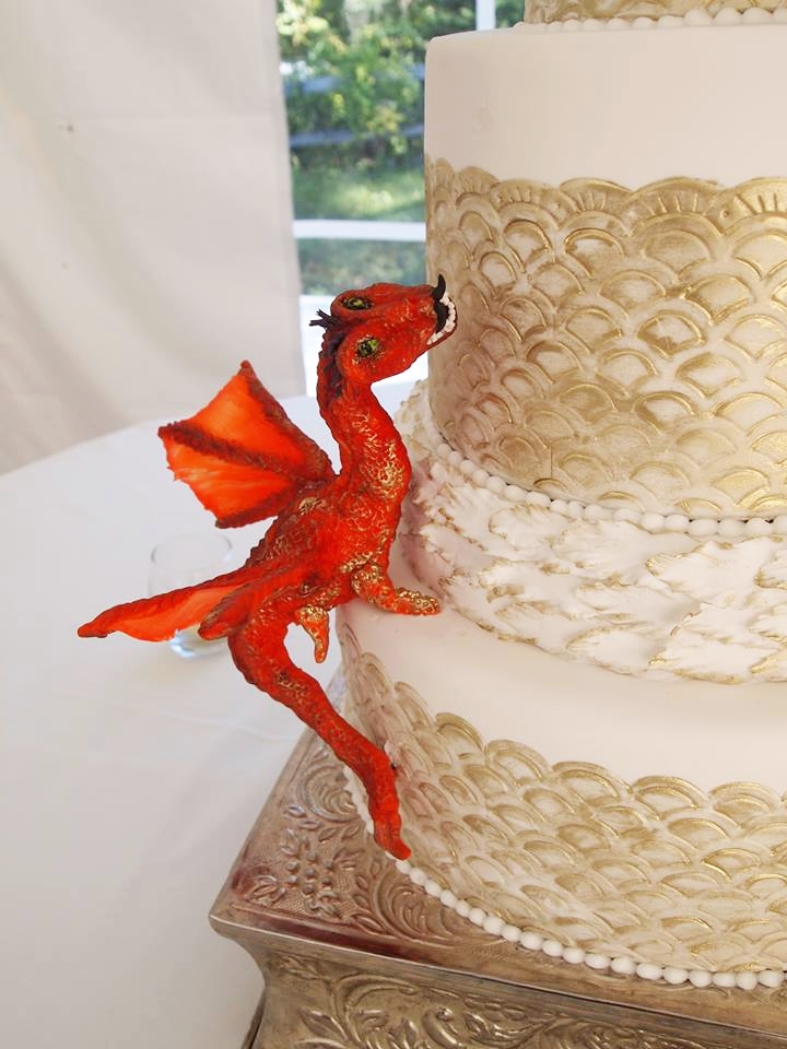Game of Thrones: Mother of Dragons Cake