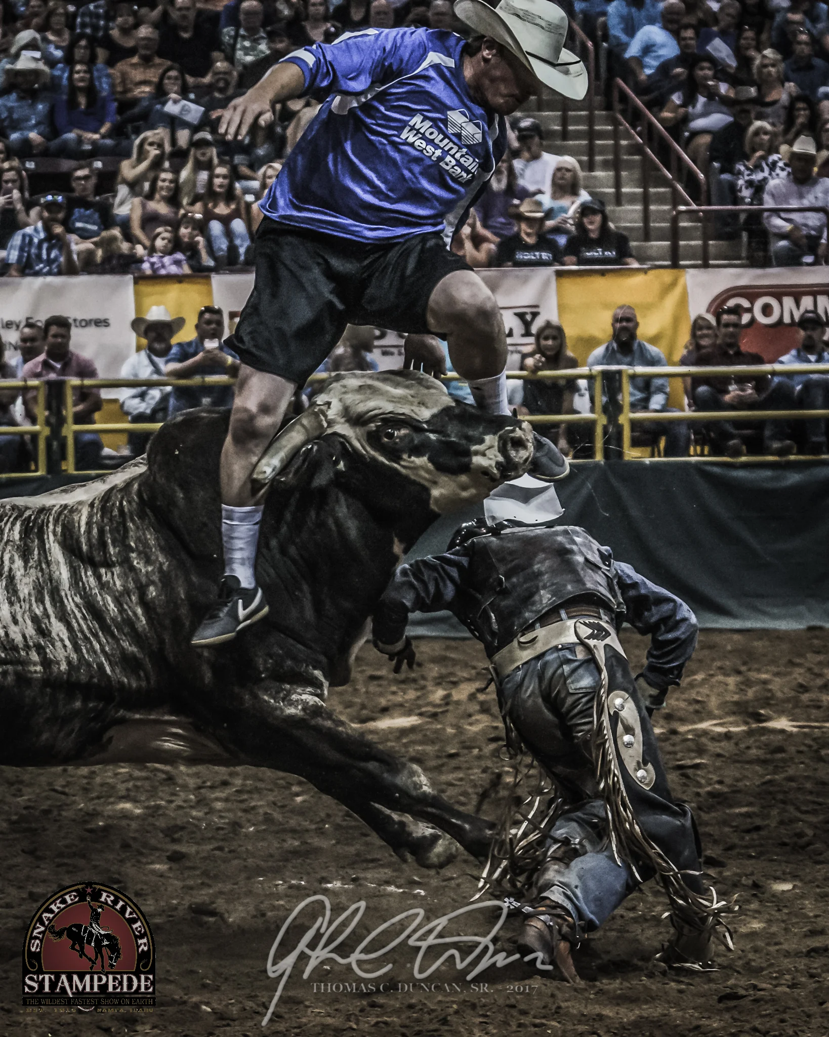 Bullfighter Zach Call - 2017 Snake River Stampede
