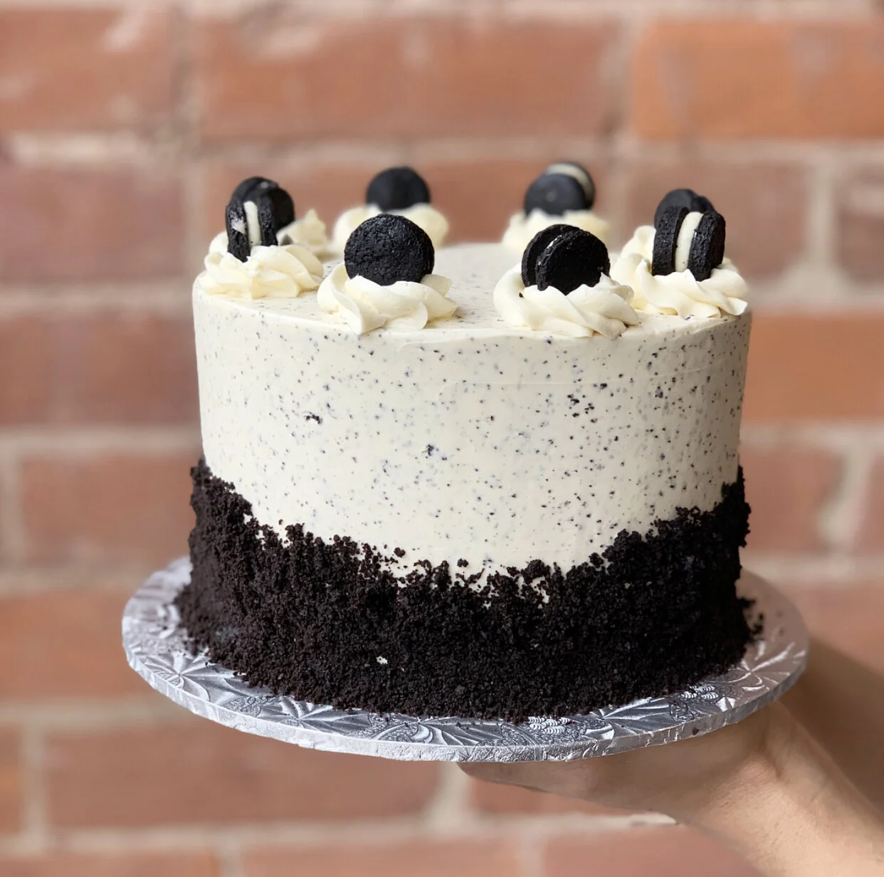 COOKIES N’ CREAM CAKE (GF/K/P) *Approx. 4g NC per standard size slice