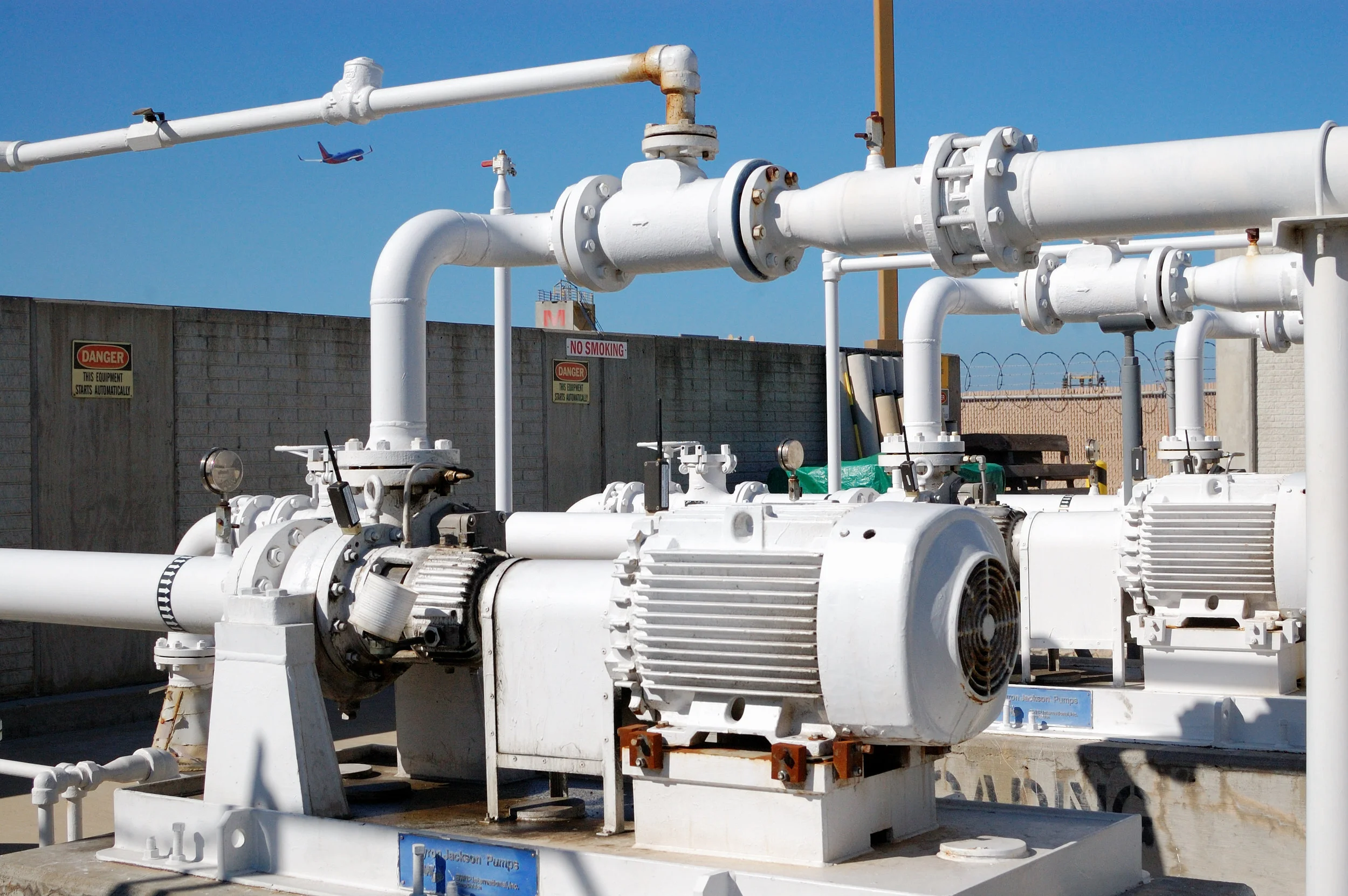 SmartHAWK wireless vibration and temperature sensors monitoring fuel pumps at a major California airport.