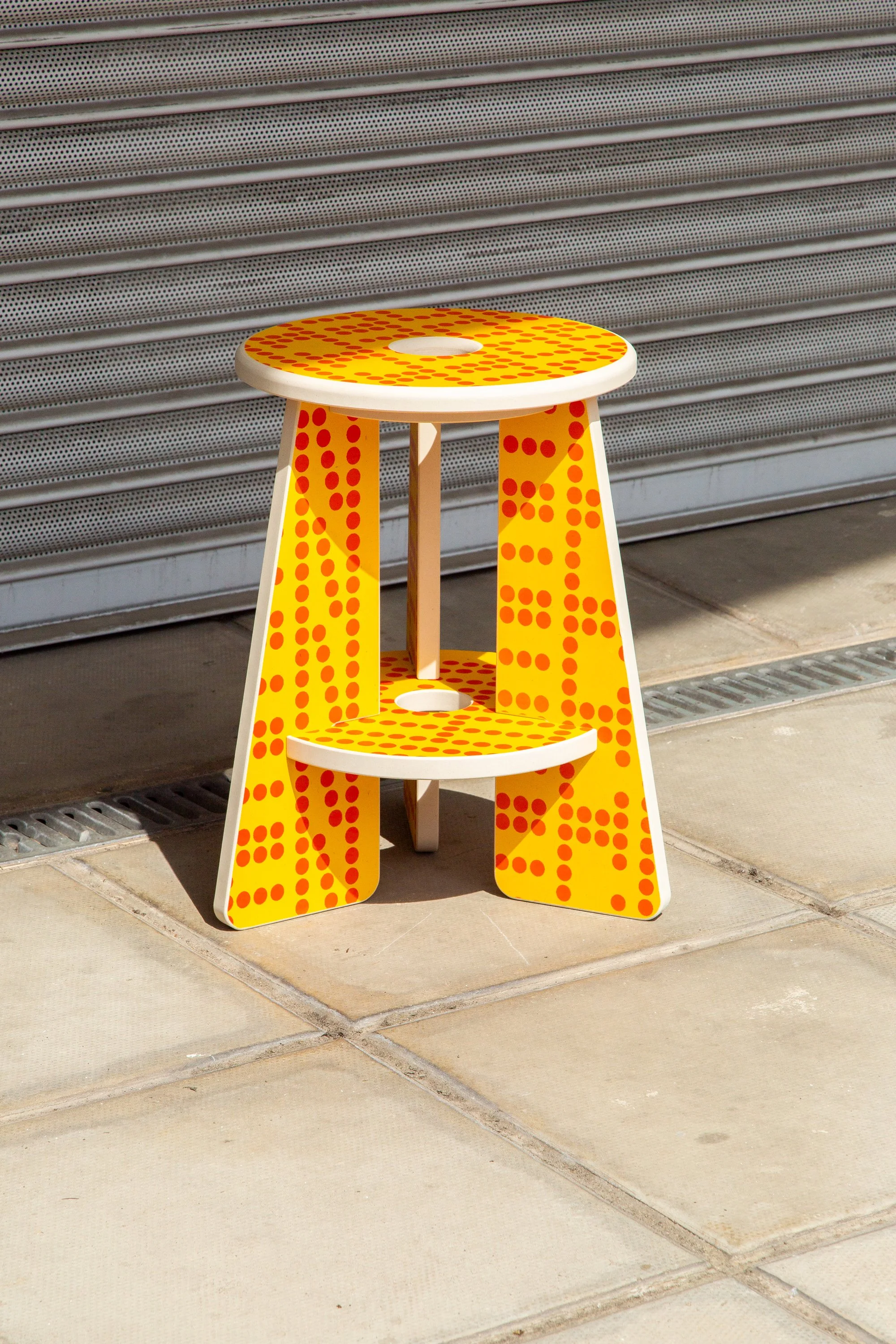 VaryLab x ACO. SPECIMEN Stool - White