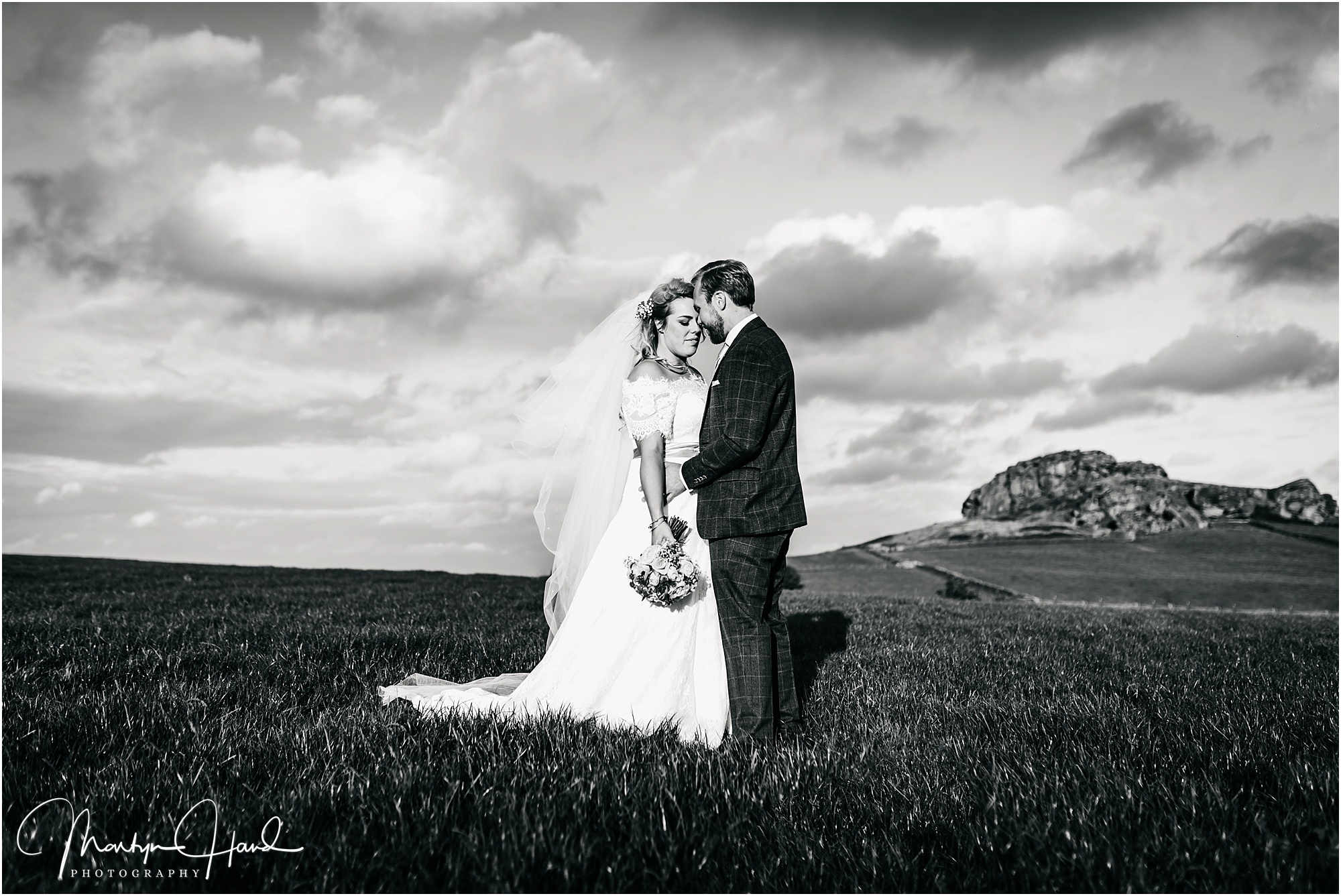 Laura & Mark Wedding Highlights-66.jpg