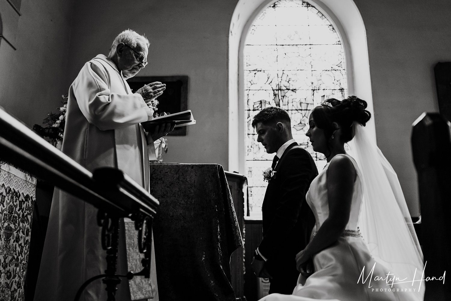 leeds church wedding Photography black adn white (Copy)