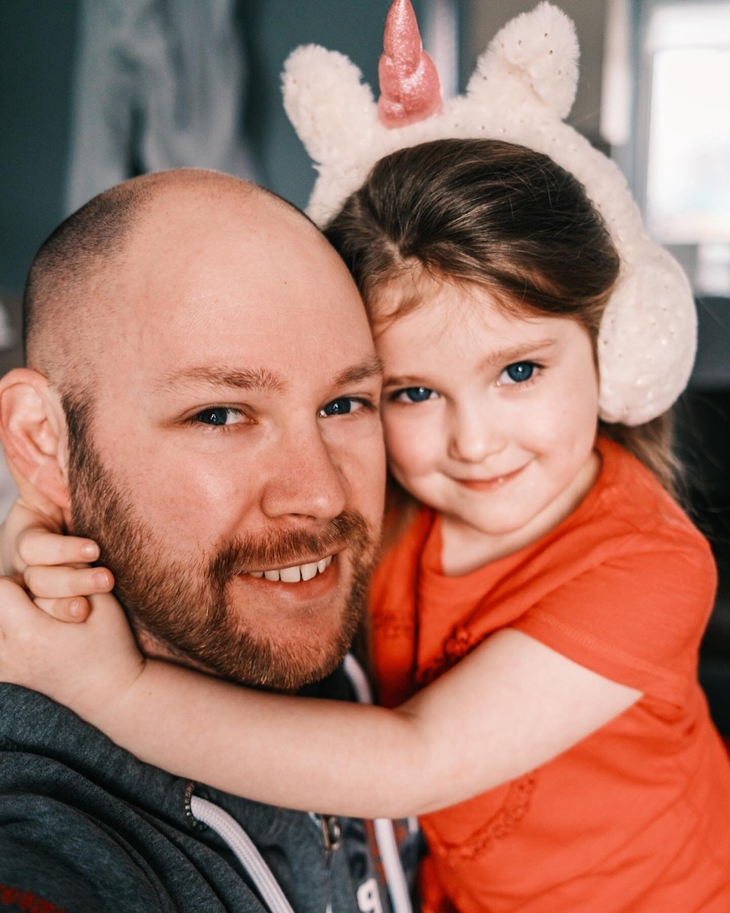 The usual process for &ldquo;Daddy, can we do a selfie?&rdquo; - a lovely moment quickly followed by silly faces!! ⁠⁠
.⁠⁠
.⁠⁠
.⁠⁠
.⁠⁠
.⁠⁠
#familytime #lockdownlife #lockdownselfie #familylove #fatherdaughter #mylittlegirl #selfie #duo #familyselfie #