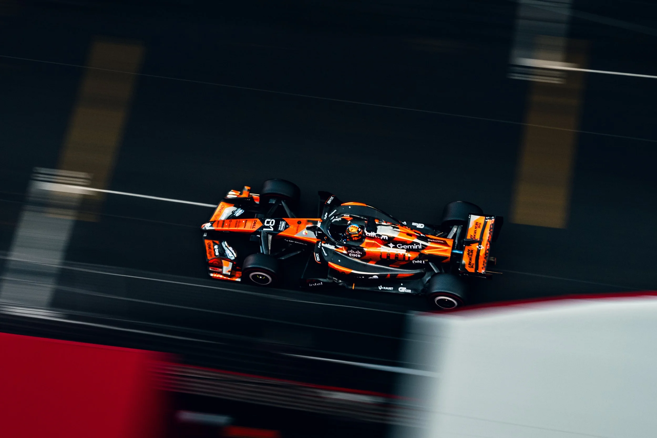 McLaren 1-1.jpg