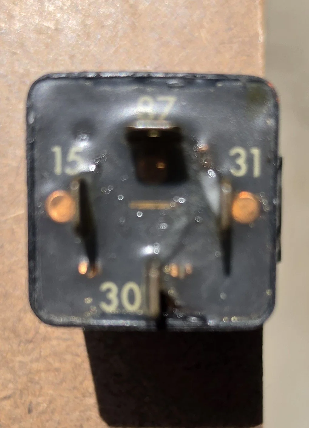 1302 Cooling Fan Time Delay Relay Back.jpg