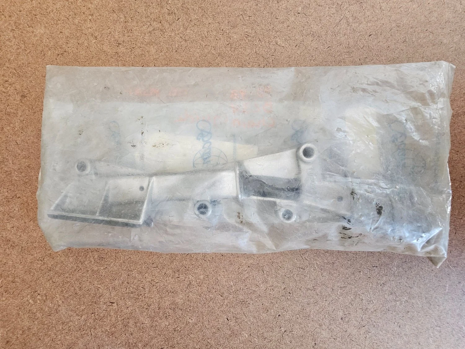 1222 Timing Chain Guide RH.jpg