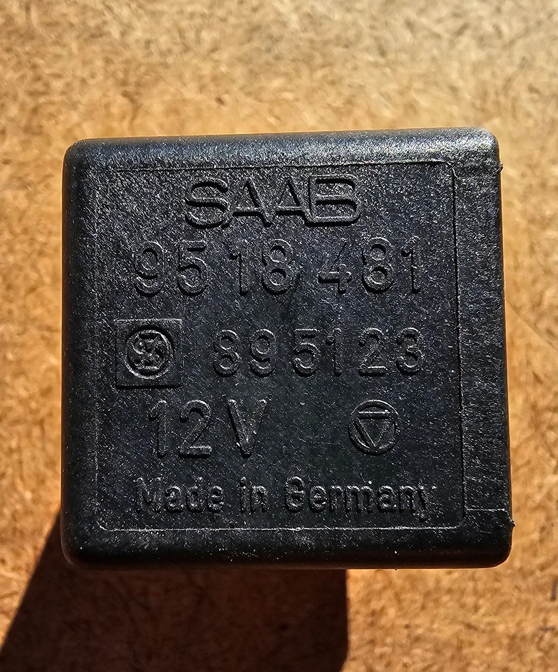 1216 Signal Amplifier Relay.jpg