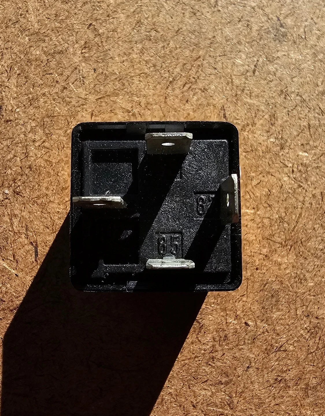 1322 ABS Pump Relay Back.jpg