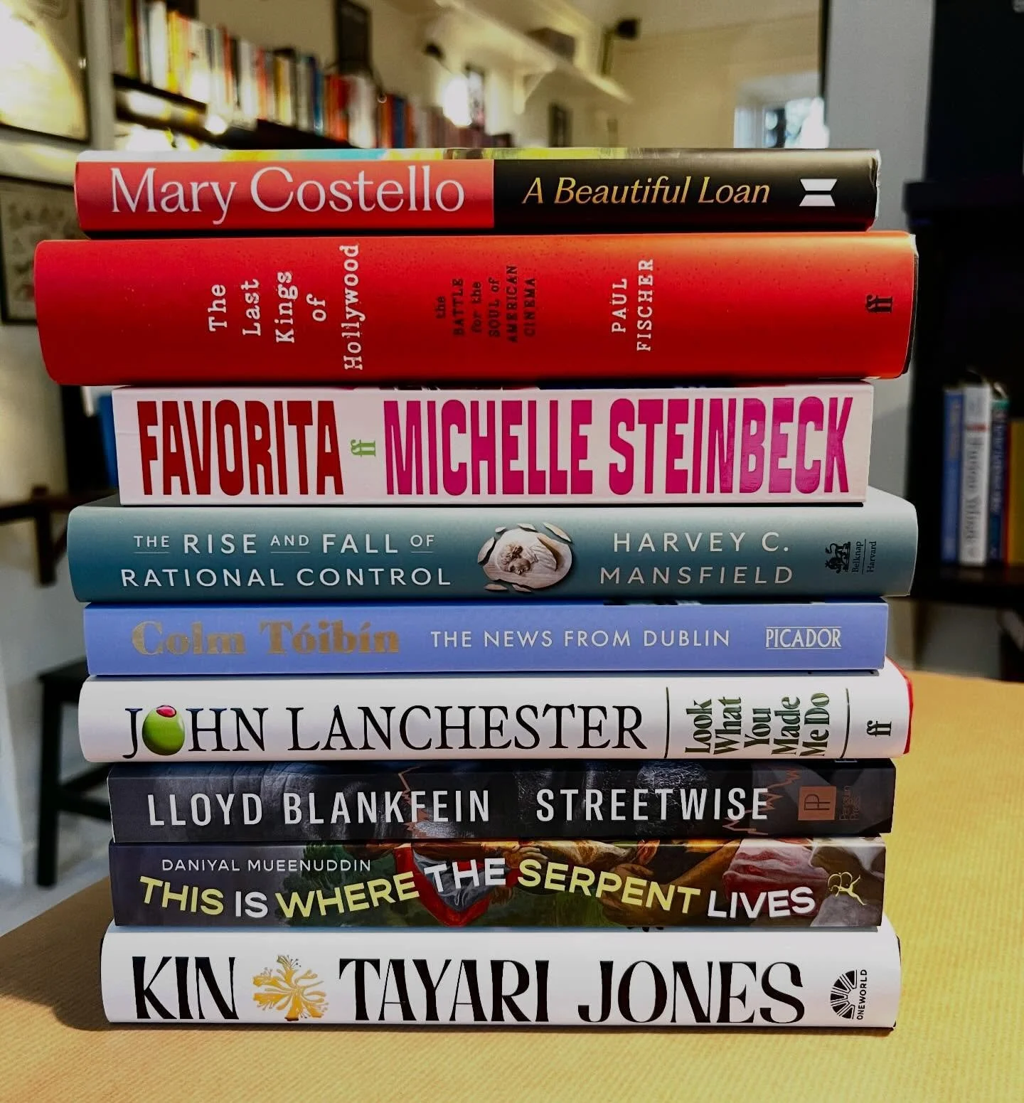 The Easter holiday is upon us 🐣, and whether you are traveling or staying home, we have an incredible lineup of new and exciting books to keep you entertained. The list is long but here 👉🏼 are a few teasers in fiction and non fiction of some of th