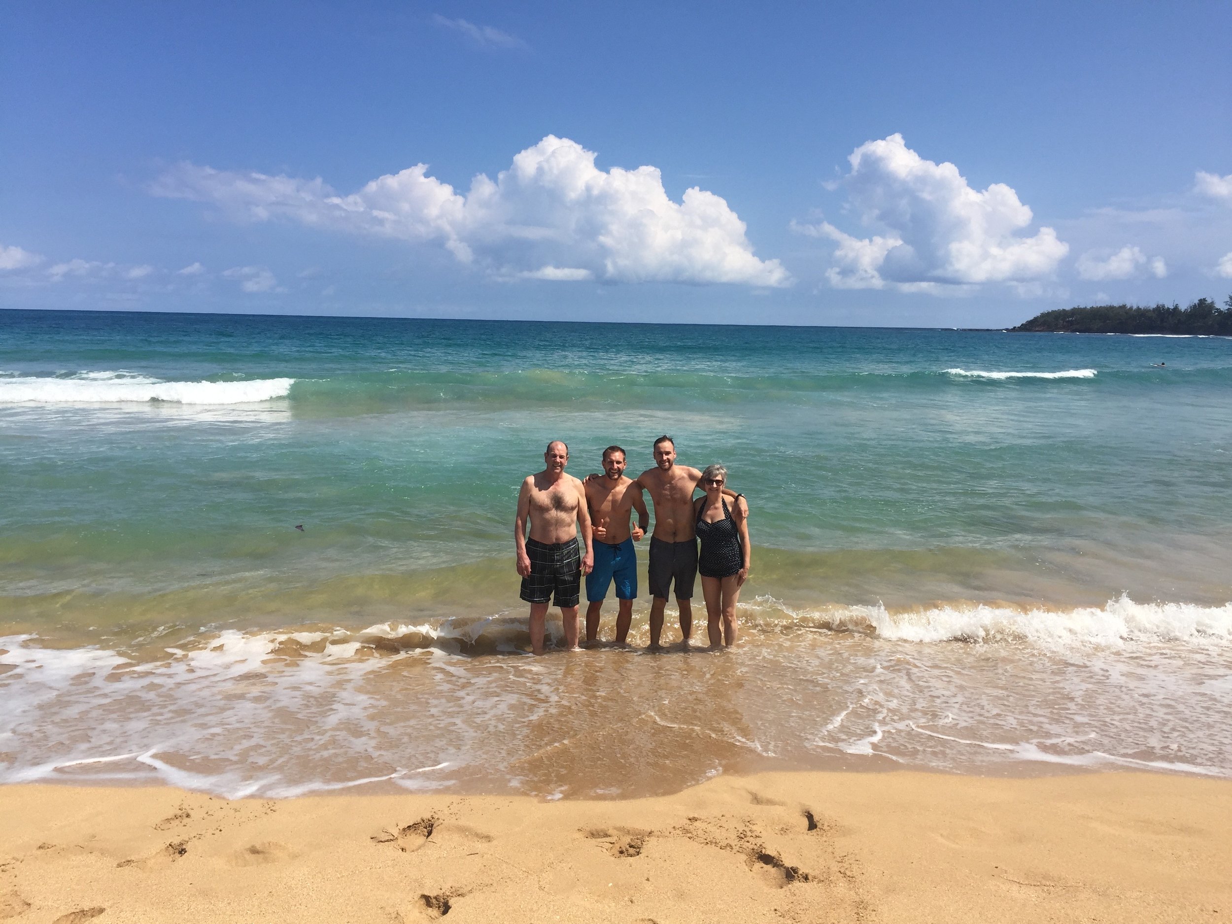 Anini Beach! The whole Fam! <3