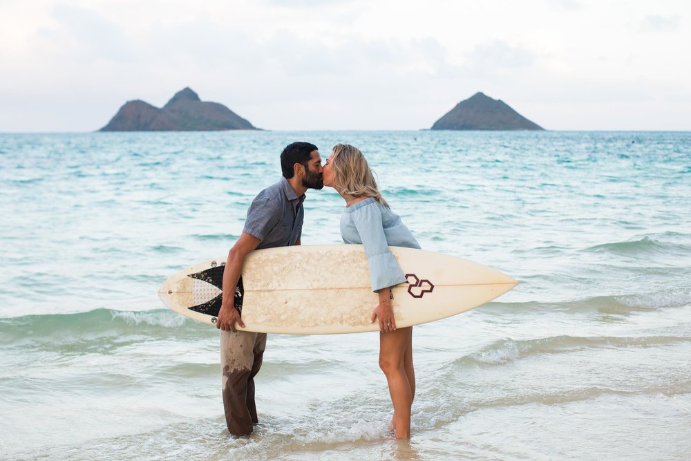 lanikaibeachsurfengagment_13.jpg