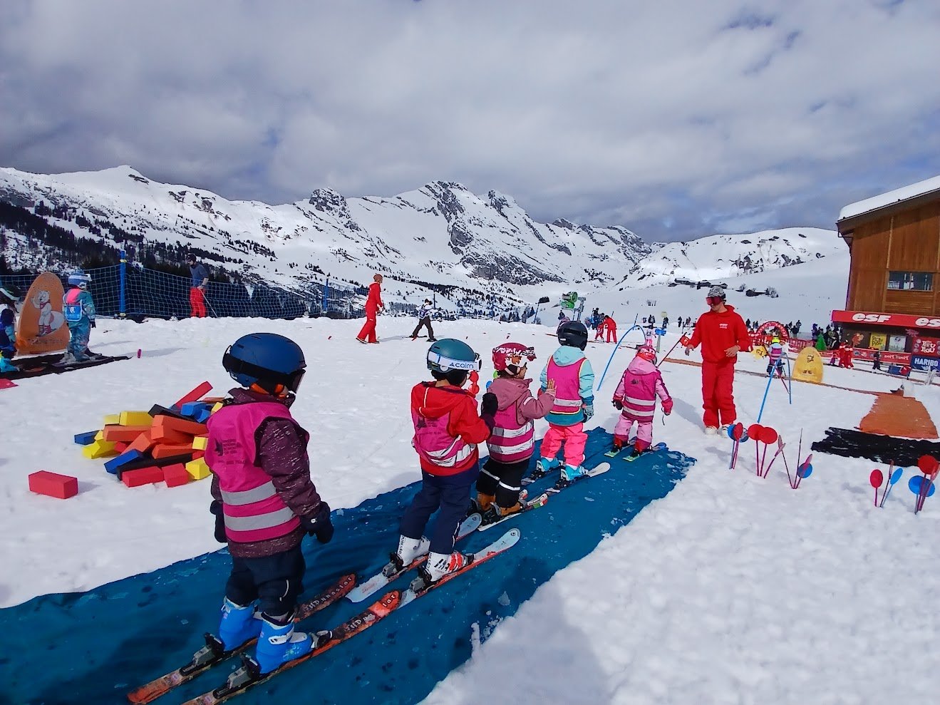 Professional instructors for ski Camp Geneva February holiday break