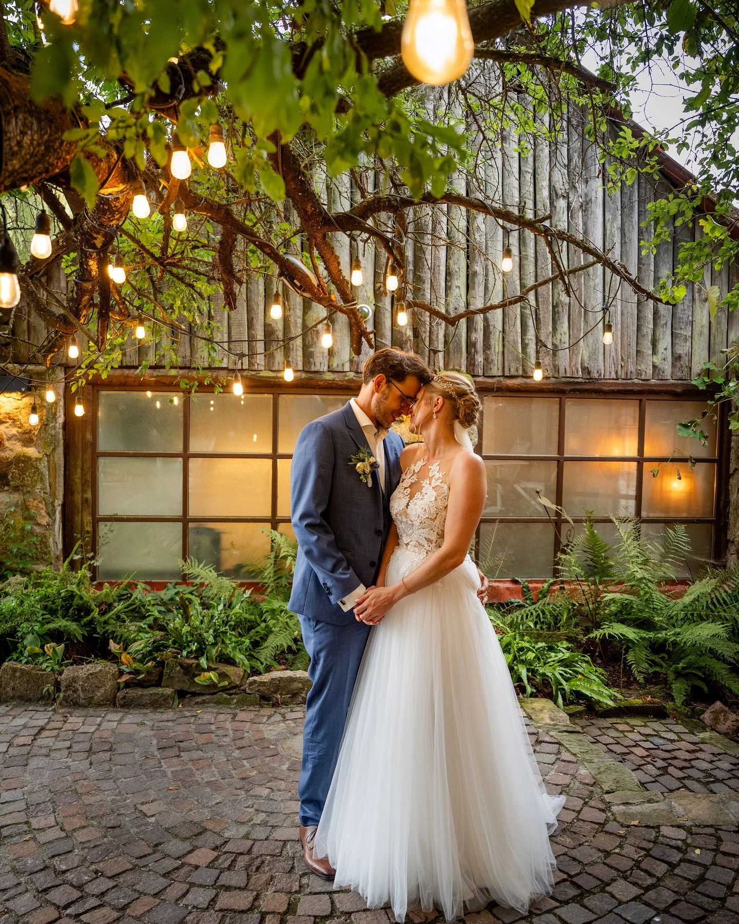 I&amp;B 
#brautundbr&auml;utigam #&ouml;stringen #eventm&uuml;hlekraichgau #sp&auml;tsommerhochzeit #hochzeitsfotografinheidelberg #kraichgau