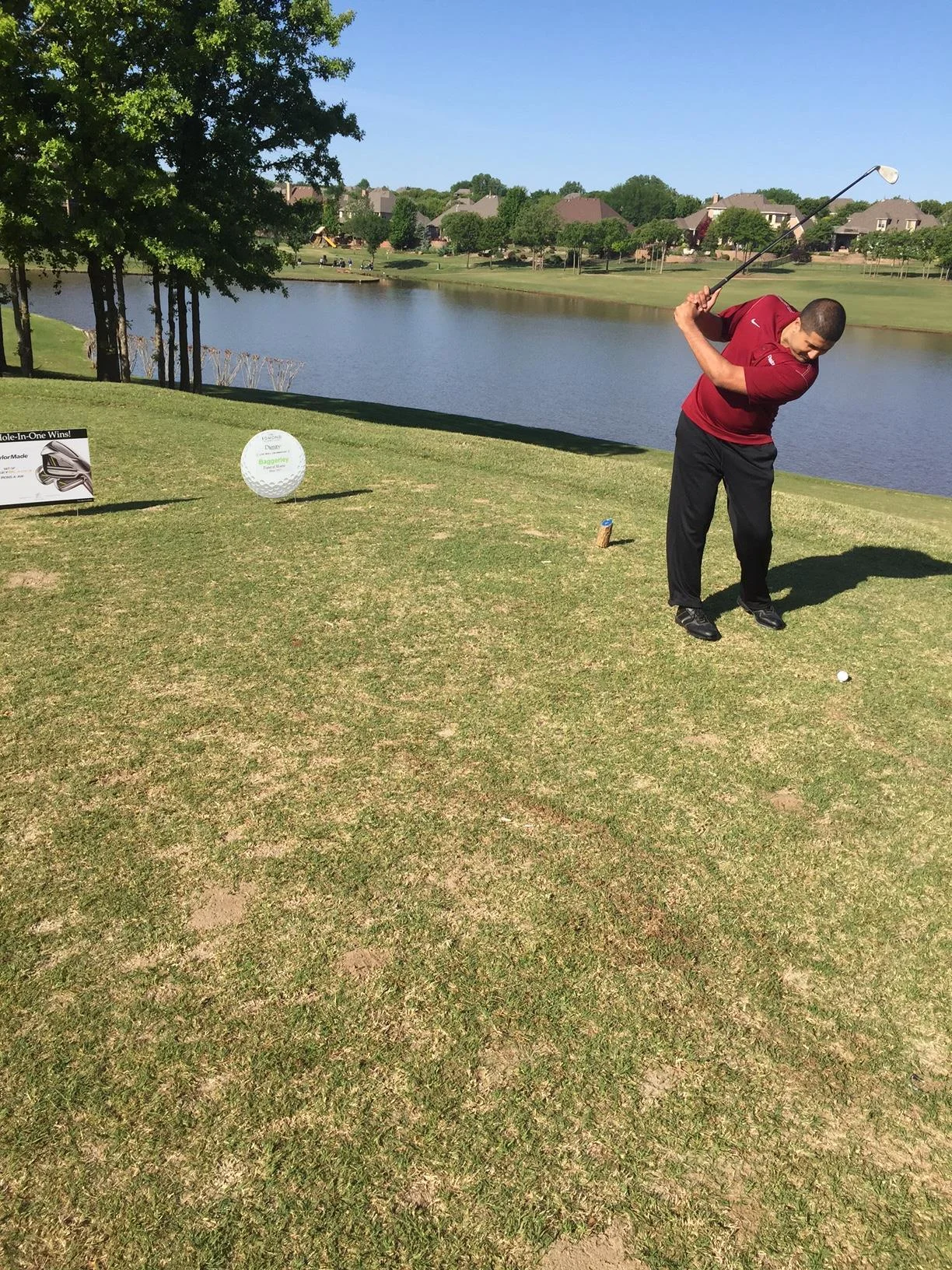Akhi Lala getting his golf on.