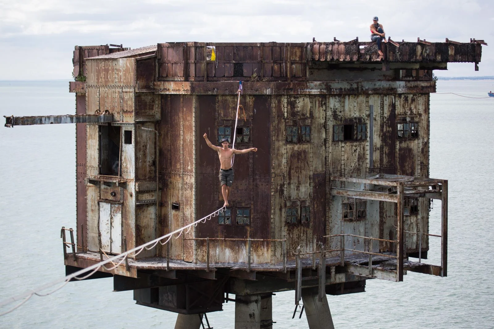 Slackline-Maunsell-Forts (4).jpg