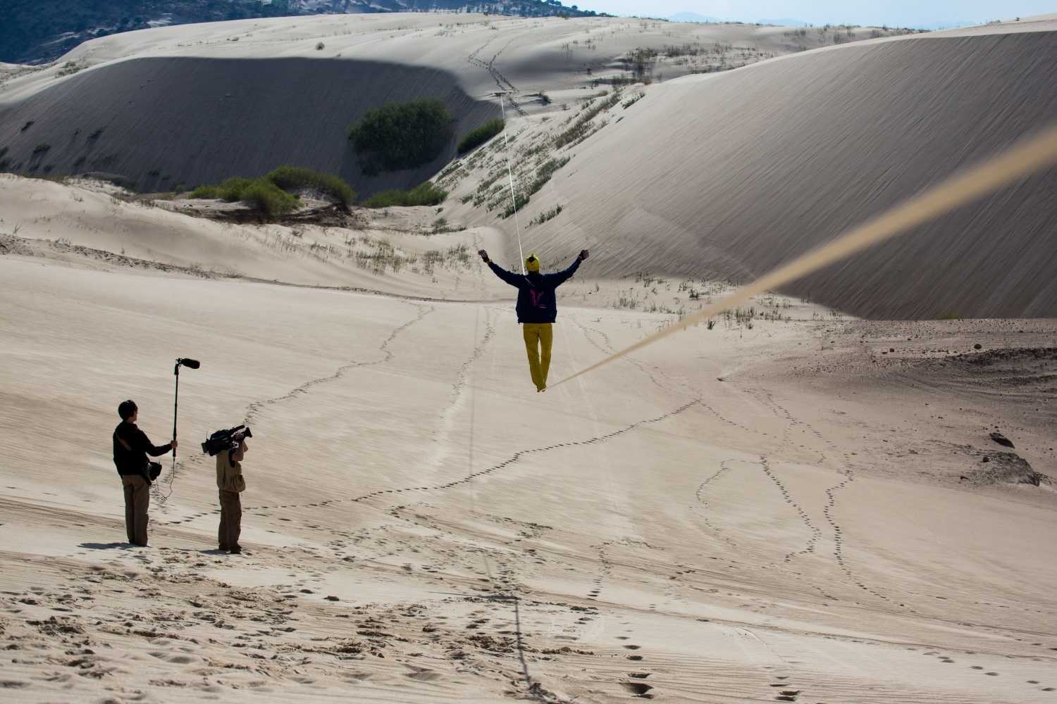 Wueste_China_Slackline-World-record (10).jpg