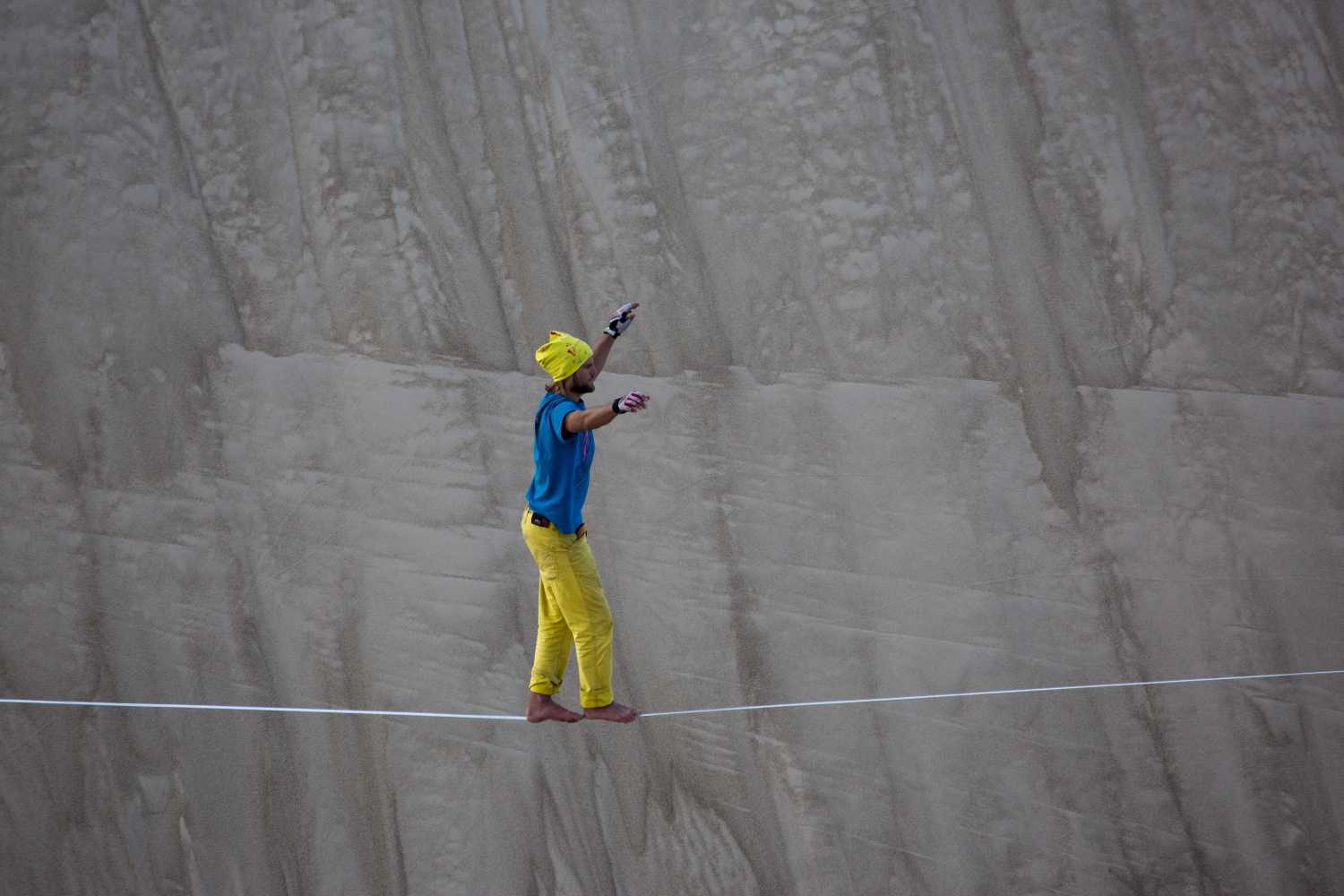 Wueste_China_Slackline-World-record (14).jpg