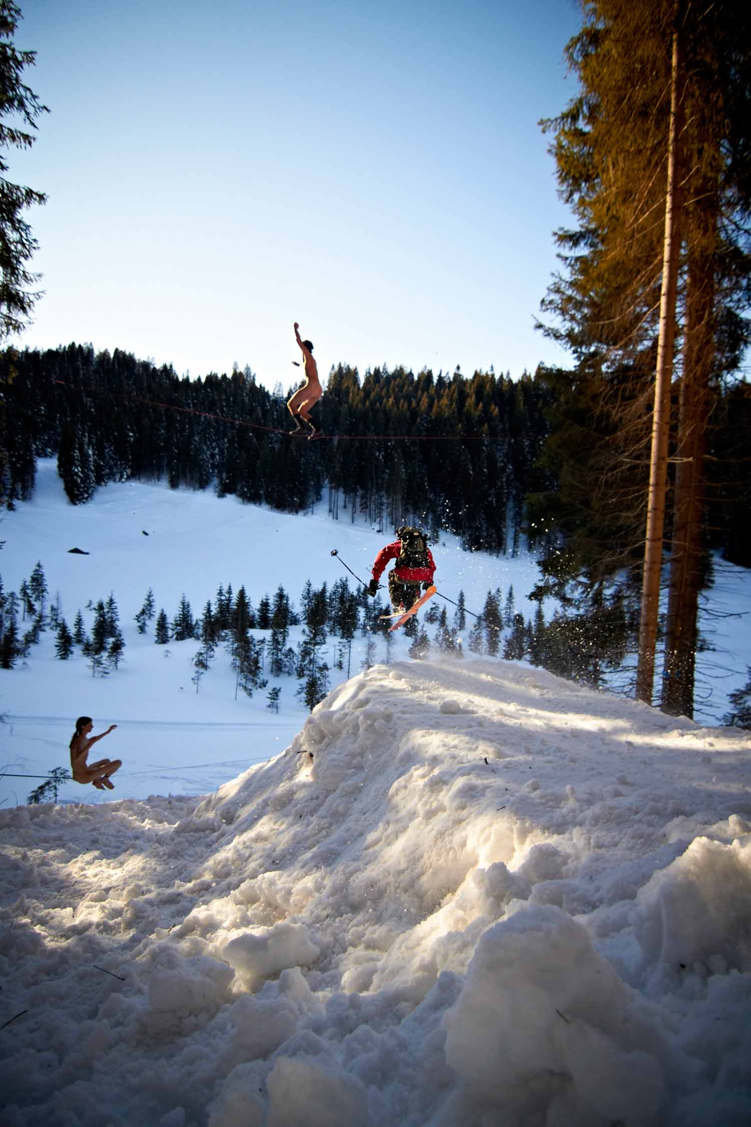 Ski+naked-slackline-action (4).jpg