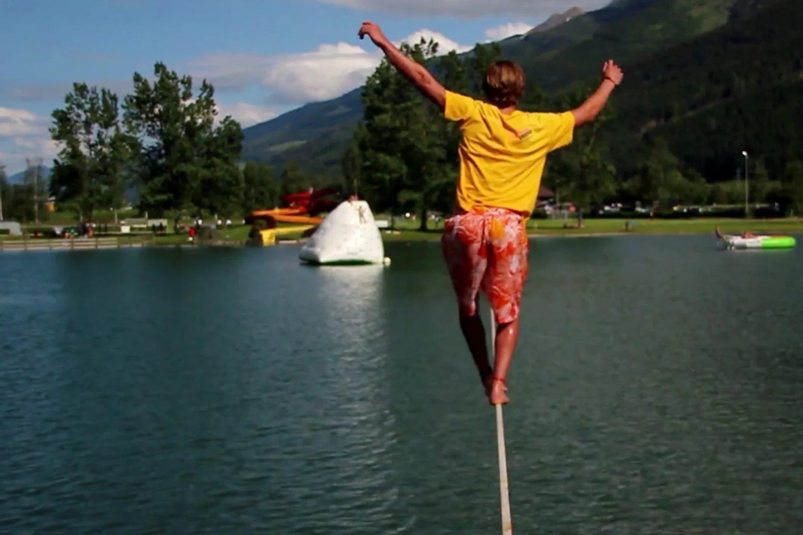 Slackline World Records One Inch Dreams