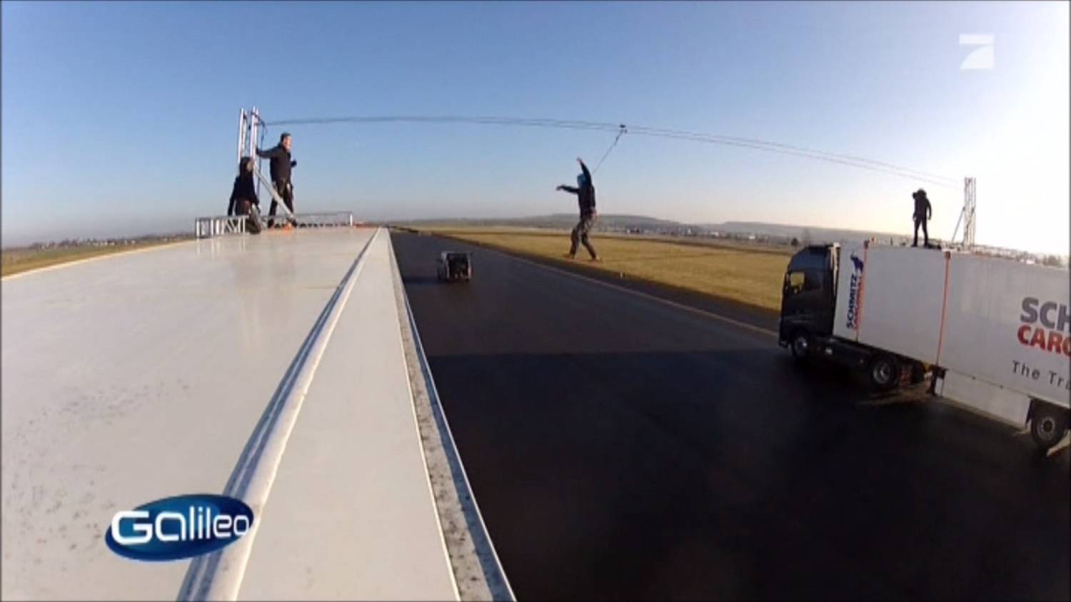 Galileo Fakecheck Slackline Volvo Stunt (4).jpg