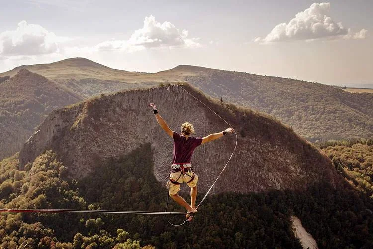 650 m Nylon Highline world record in France