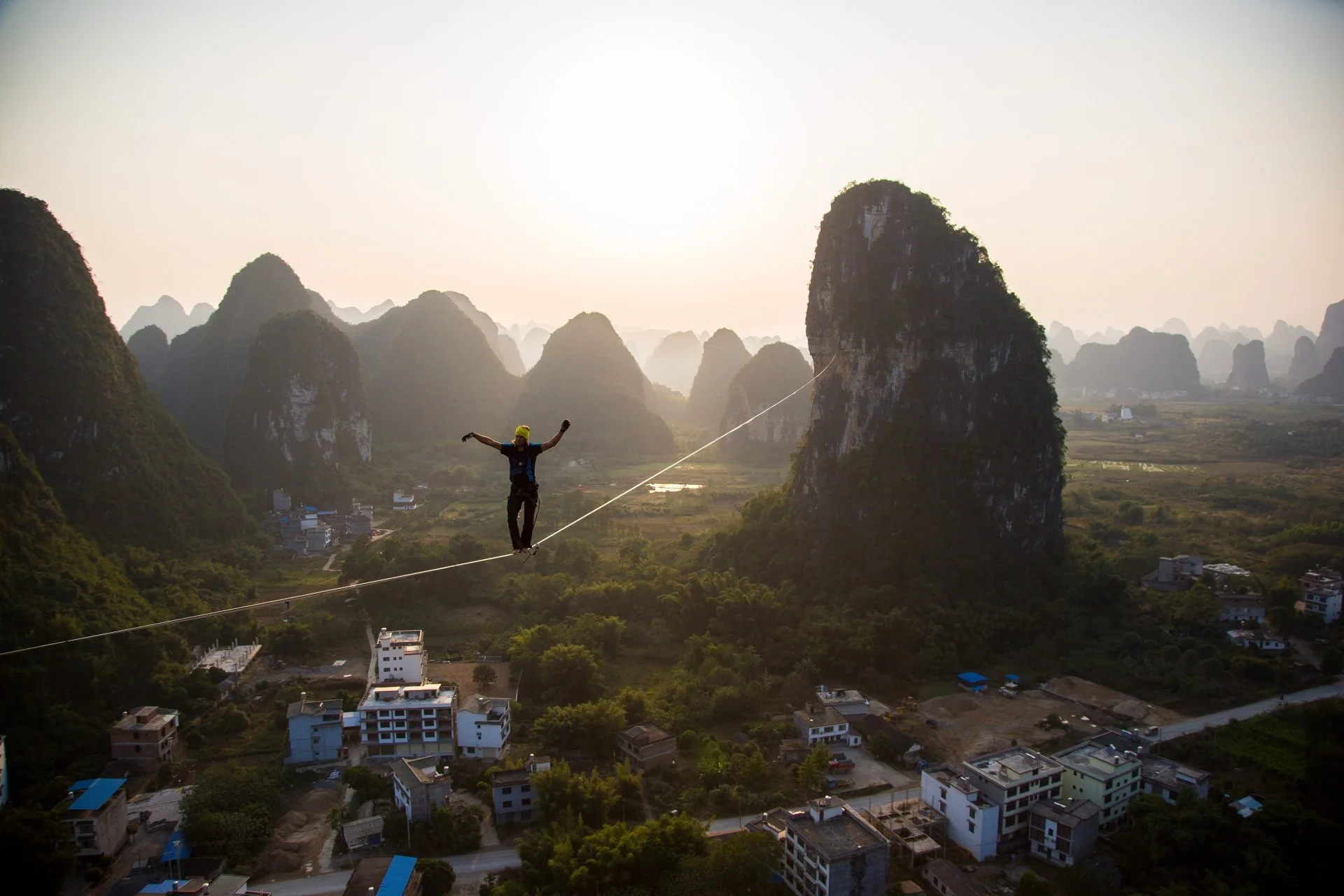 Yangshuo / China -  Highline Weltrekord