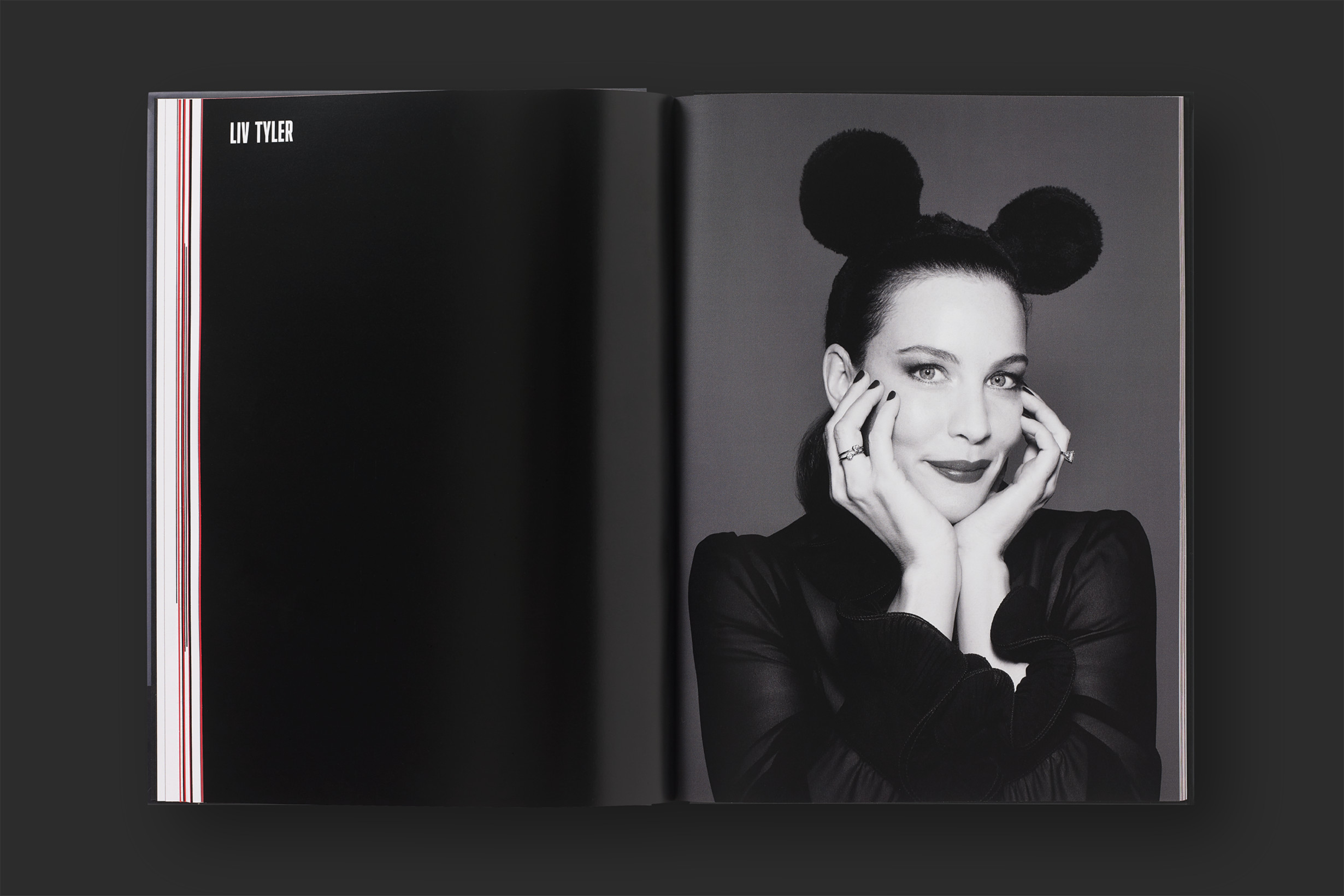 Intercity_Disney_Mickey_Mouse___Me_6-largex2-5ec10472565569a97bd6a5538f6f9739.jpg