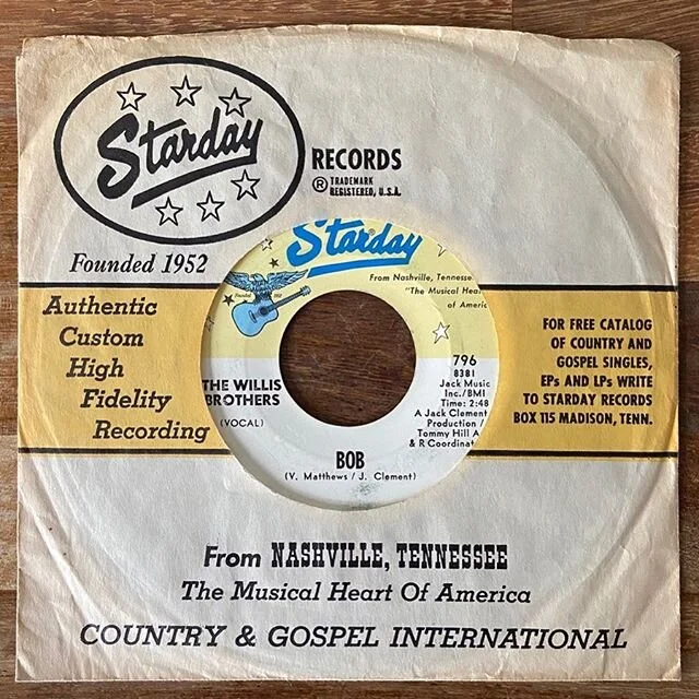 Bob by The Willis Brothers. Starday Records, US, 1967.
•
•
This one goes out to my mate Bob @robleggatt who’s broadcasting a special 3 hour gospel-fuelled radio show RIGHT NOW on @amateurismradio - tune in!
•
•
#StardayRecor