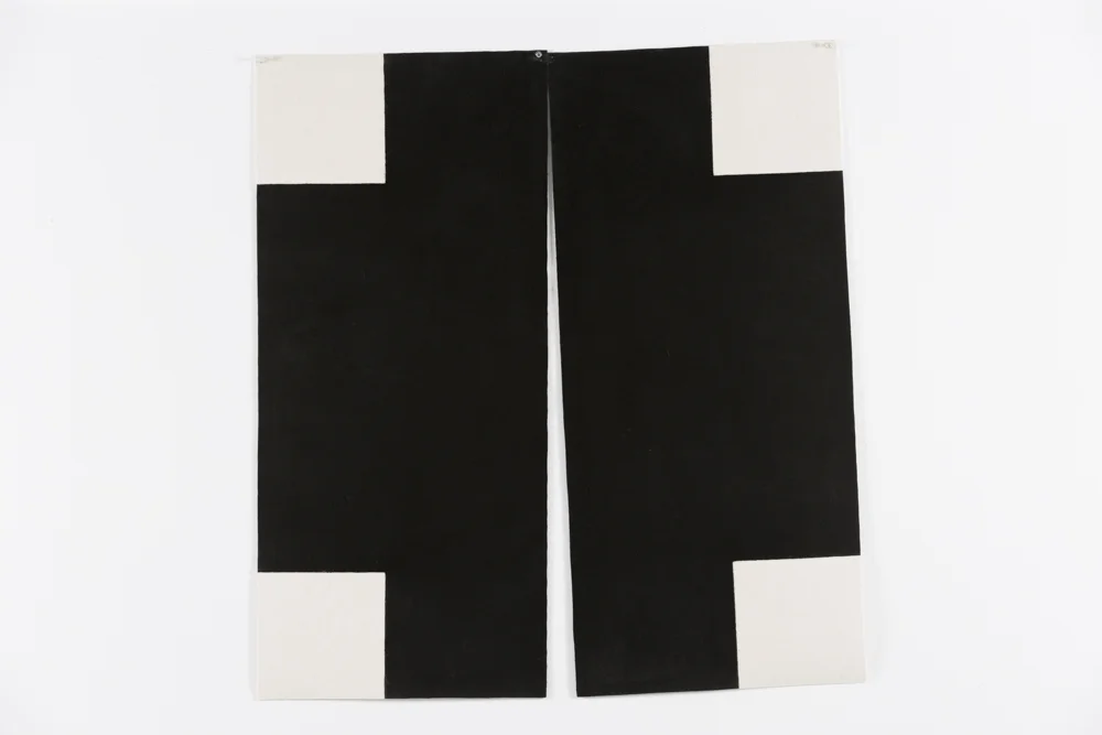 black cross split