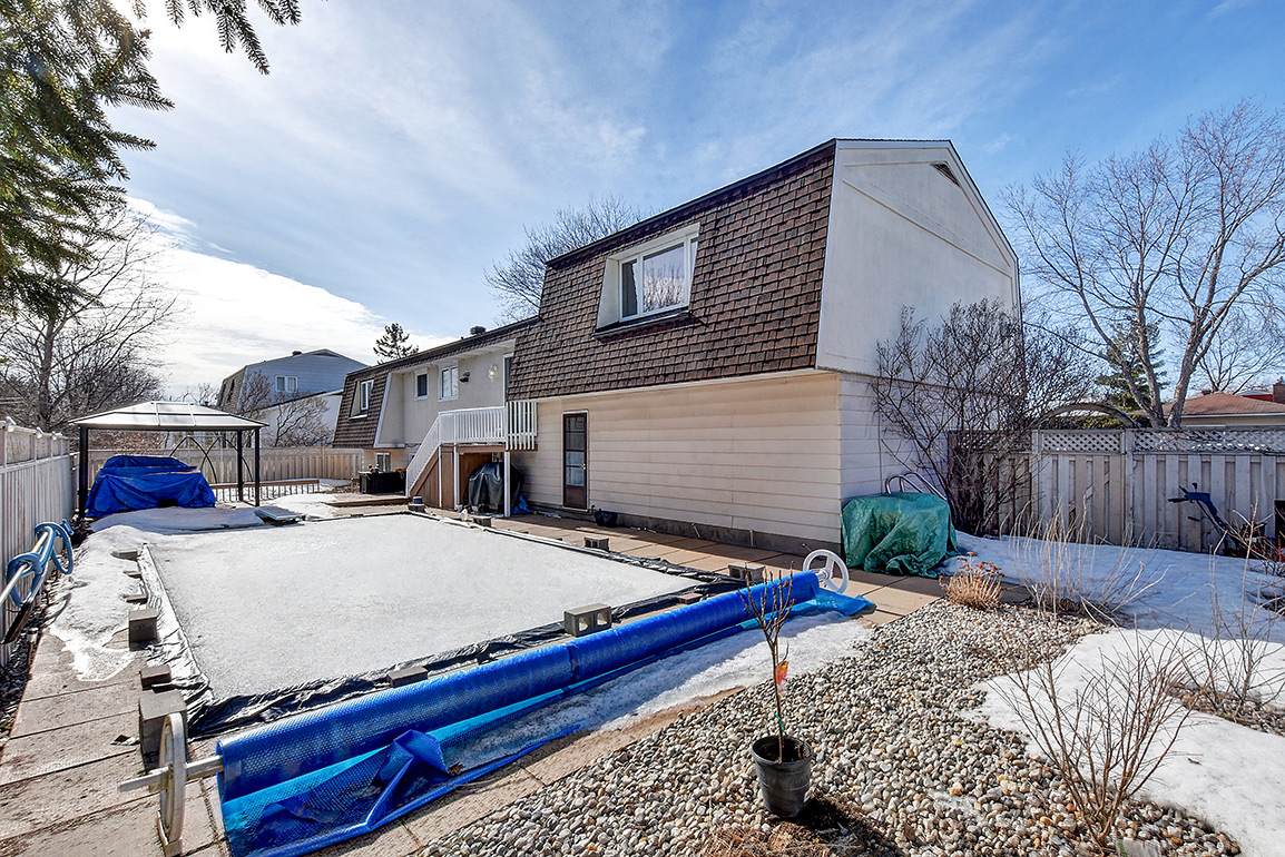Before Weather Facelift - 46 Larkin Ave - Presented By Nancy Allen - ReMax Affiliates