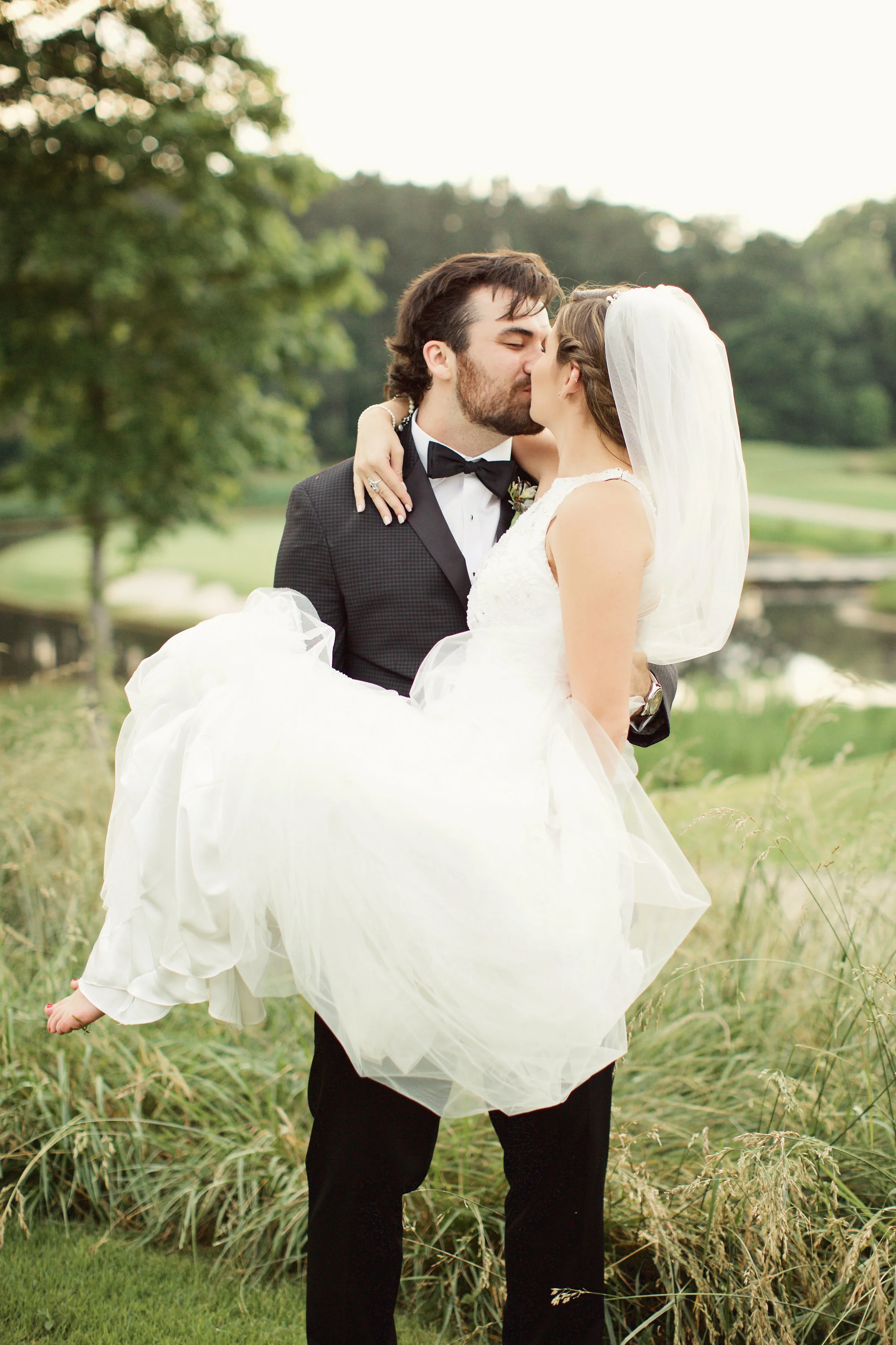 Rachel Slauer Events River Club May Wedding Planning Bride and Groom Portraits 42.jpg