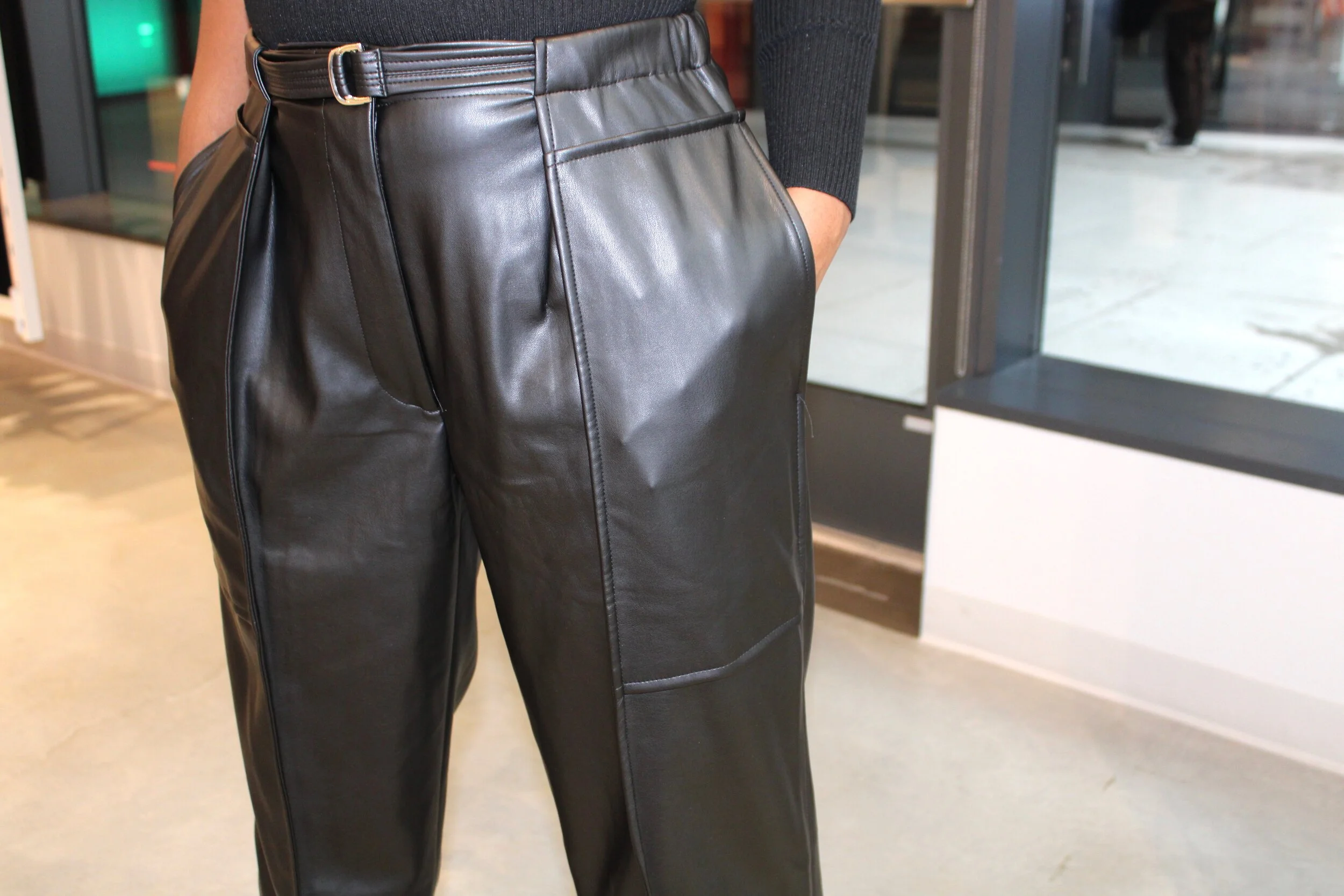 Leather Pants with belt.jpg