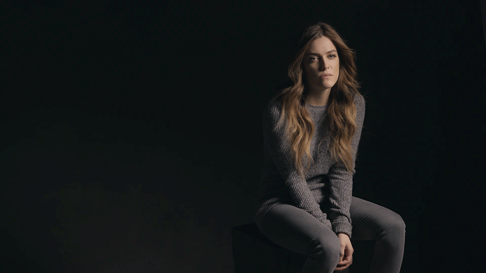 Riley-Keough.gif