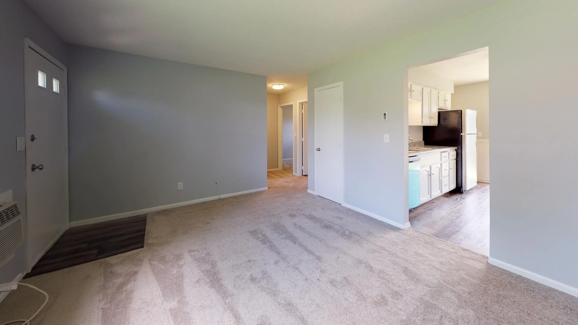 622-Fishlock-Ave-Unfurnished.jpg