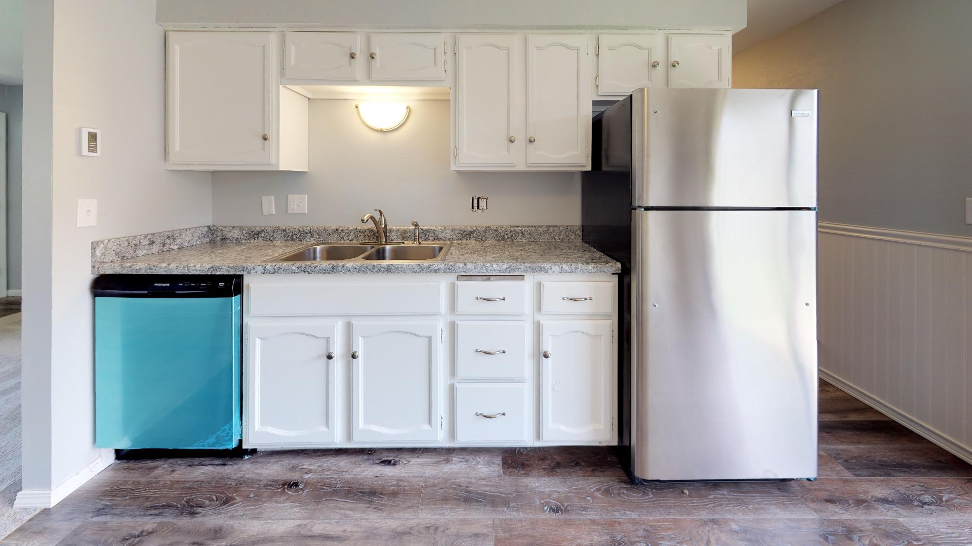 622-Fishlock-Ave-Kitchen.jpg