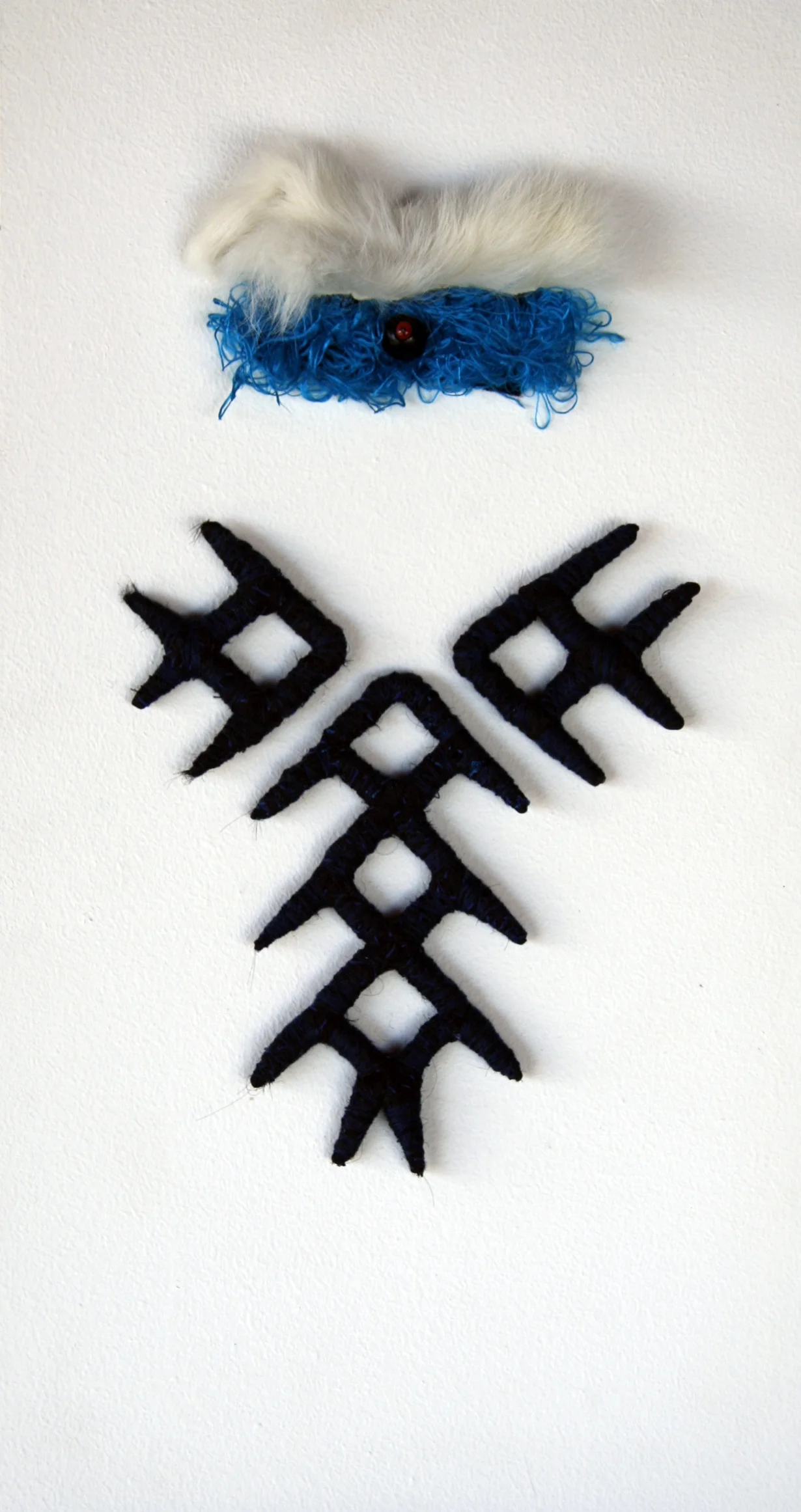 Francusi (2006/09). Wire, fur, fabric & glass bead.
