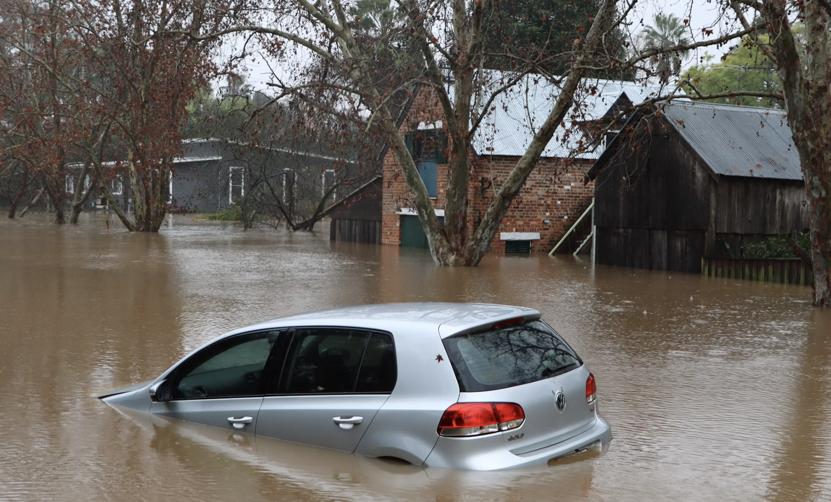What To Do in the First 24 Hours After Midwest Property Damage