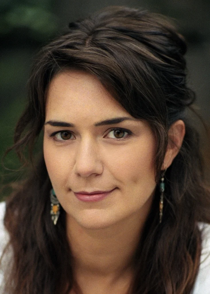 joelene _(683x1024).jpg