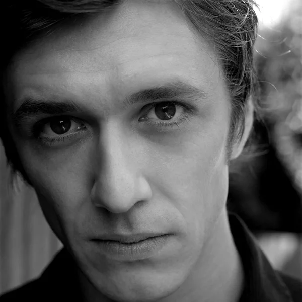 Steve Toulmin gets you dancing as Composer of ‘Blanc De Blanc Encore’