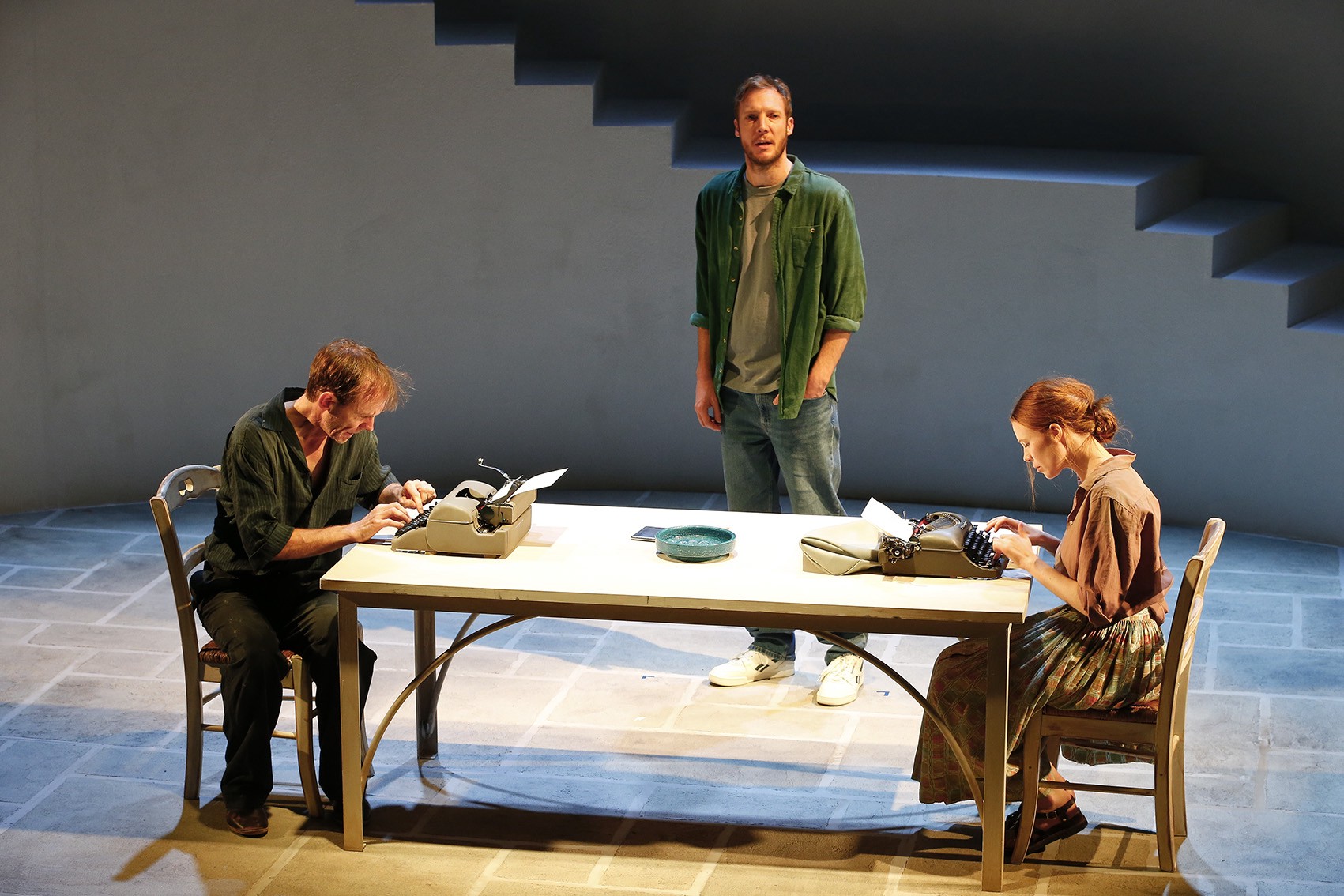 Sue Smith's HYDRA Opens in Adelaide