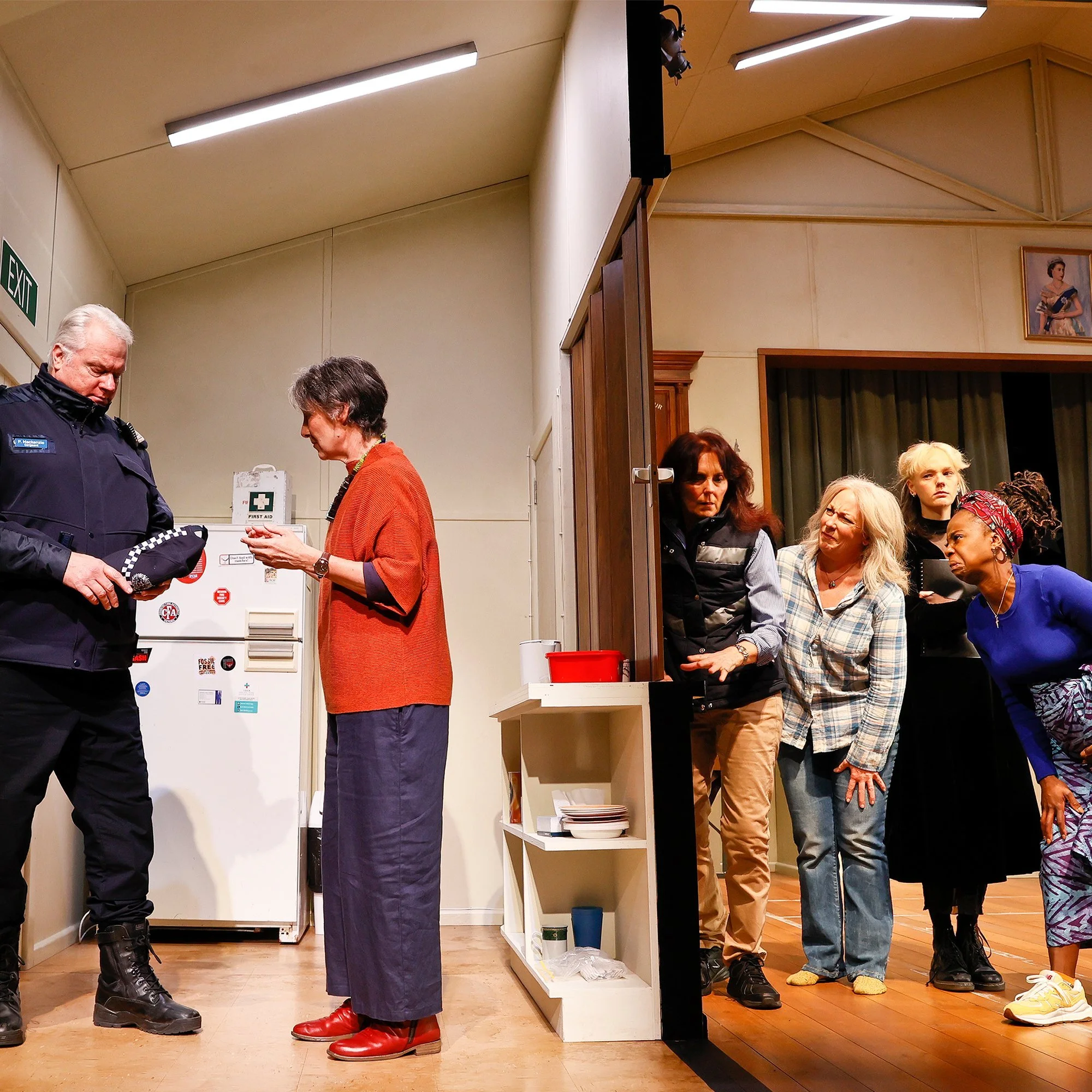 Peter Houghton Directs 'The Heartbreak Choir' at MTC
