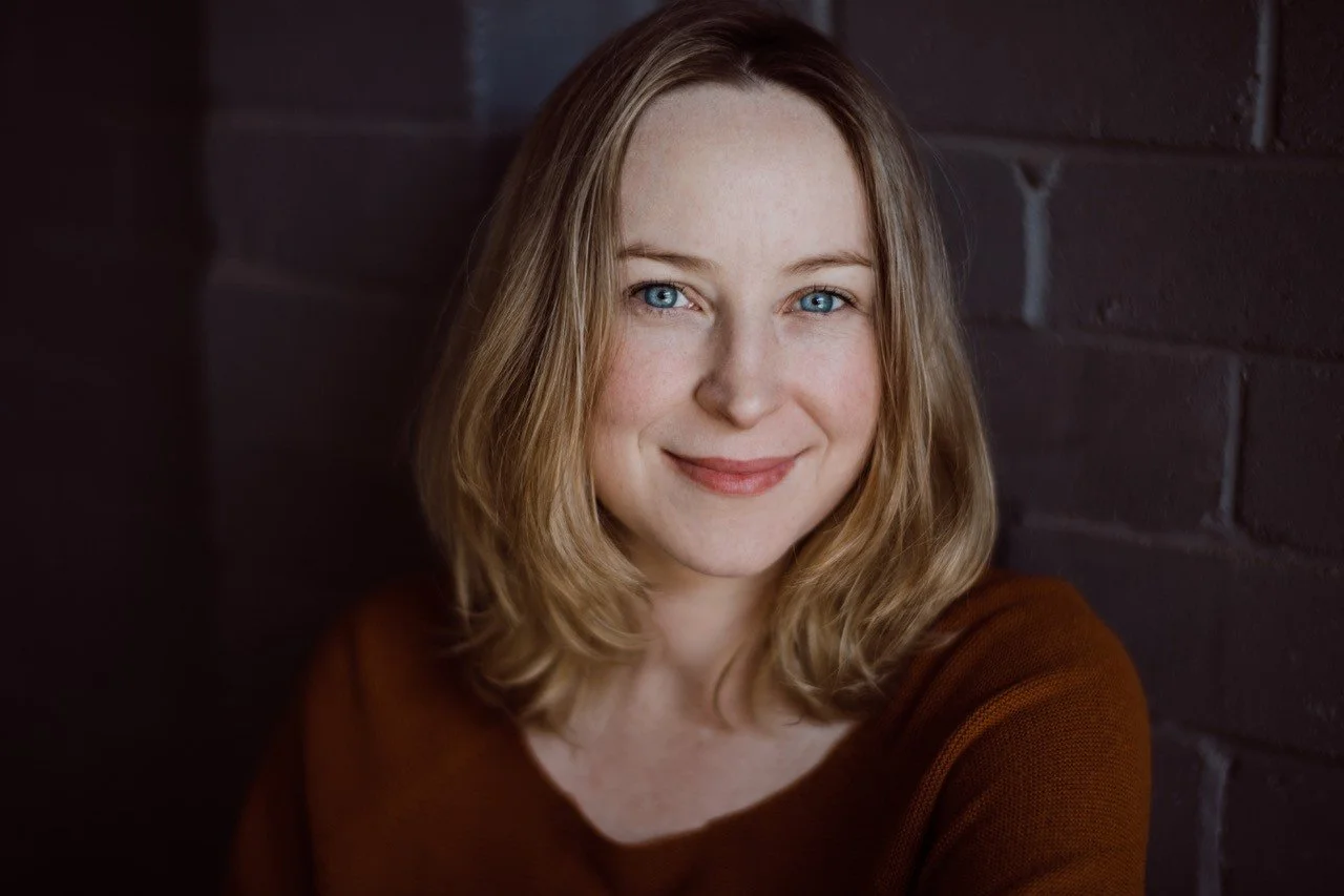 Cameron's Welcomes Screenwriter Claire Phillips