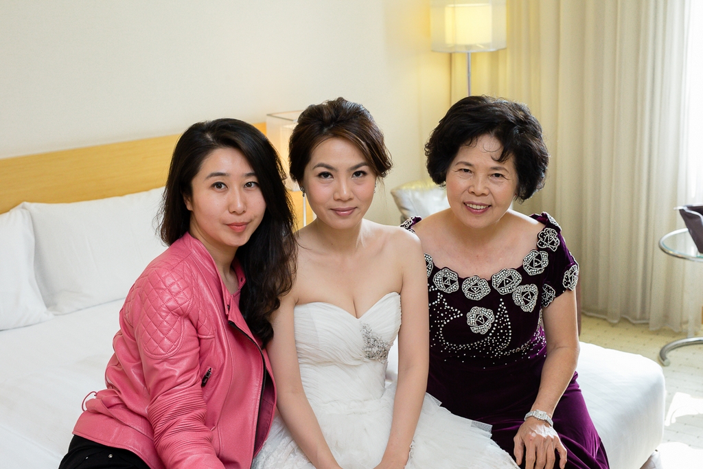 婚禮紀錄-推薦婚攝-默默推薦-高雄婚攝74.jpg