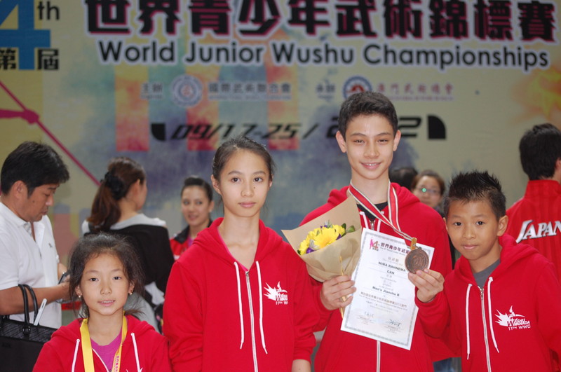 Wayland_Li_Wushu_Team_Canada_Champions_Macau_2012_WJWC_1.jpg