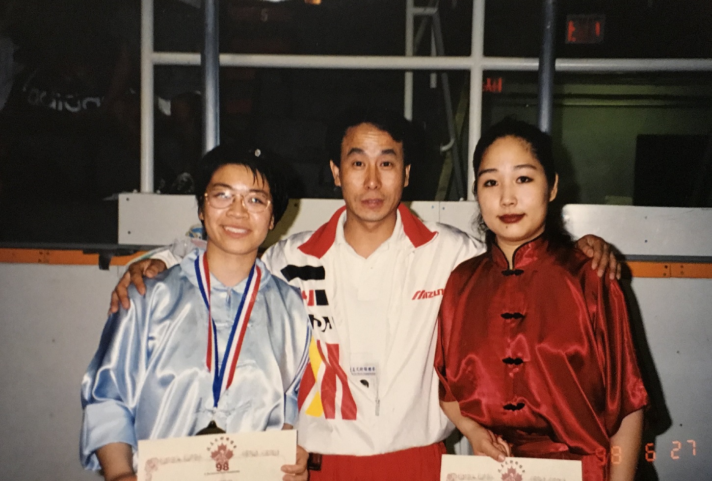 Champions and their coach, 1998